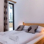 Udanypobyt Apartamenty Krzeptowki Potok